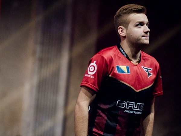 传言： b0RUP 将在 Fnatic 阵容中替换 KRIMZ ，与MRQ一起