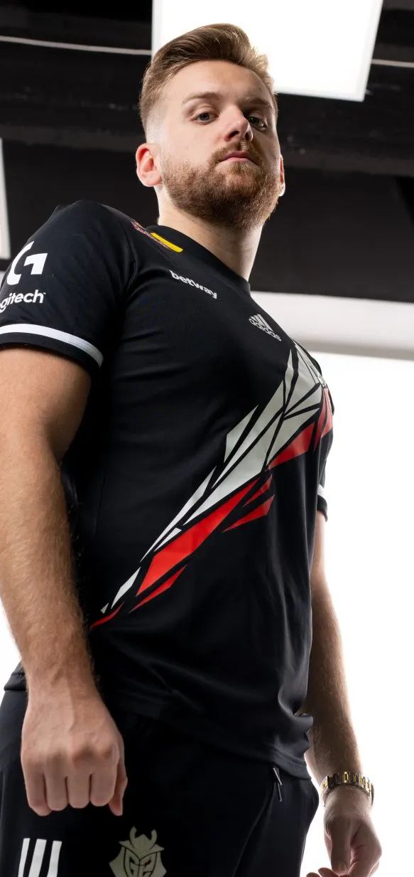 EDGvsWBG上单数据：Ale的KDA上单第一 TheShy伤害占比上单第一